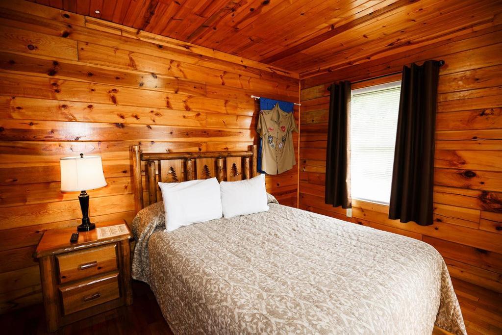 The Cabins At Pine Haven - Beckley Beaver エクステリア 写真